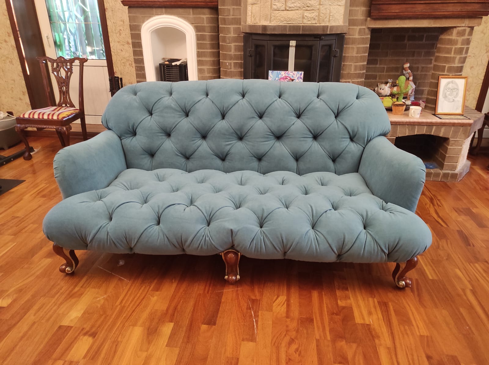 Обивка дивана. Зерноград