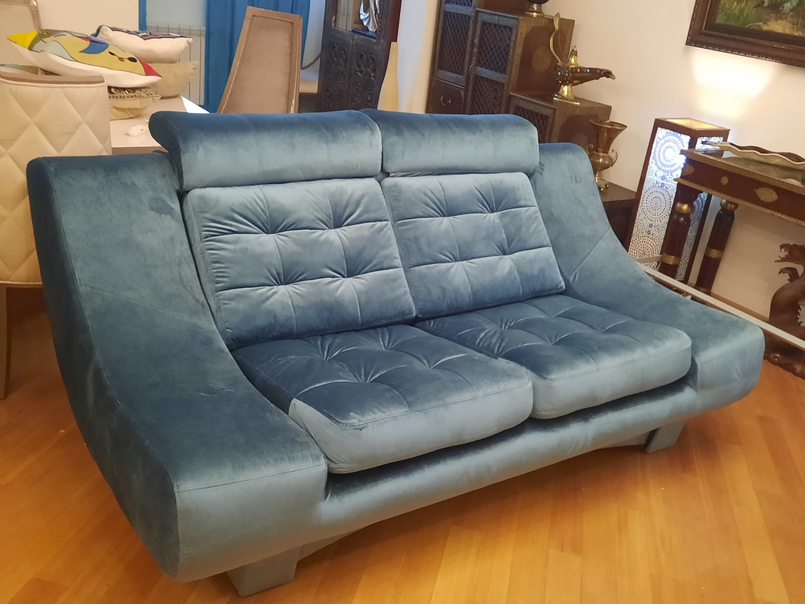 Обивка дивана на дому. Зерноград